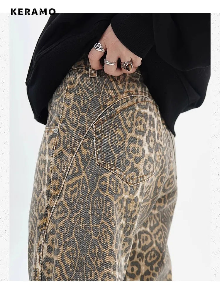 High-Waist Vintage Leopard Print Denim Jeans