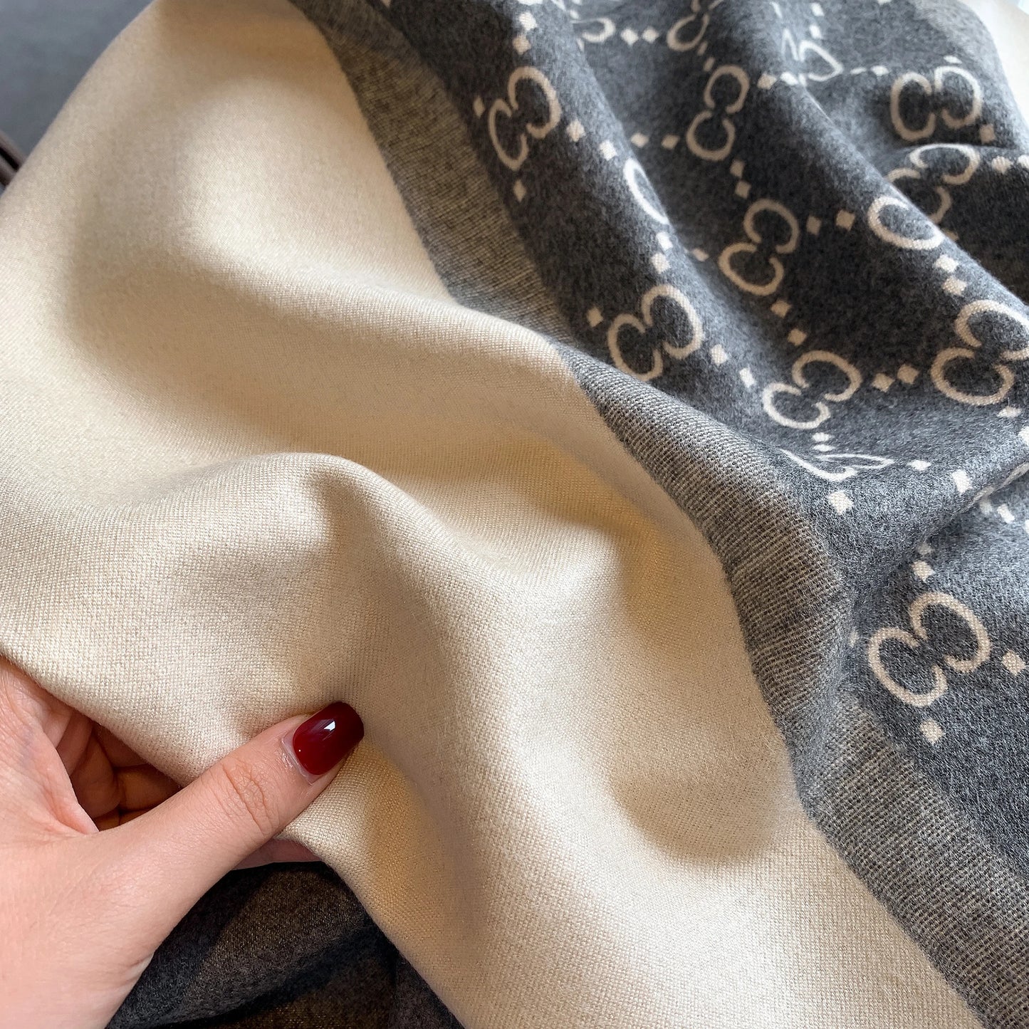 2023 New Winter Women's Scarf Luxury Design Double sided Cashmere Feel Scarf Warm Scarf Shawl