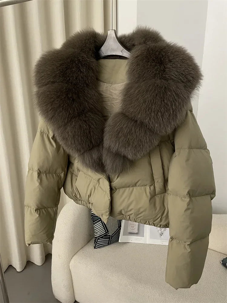 Luxury Women's Short Puffer Jacket with Natural Fox Fur Collar