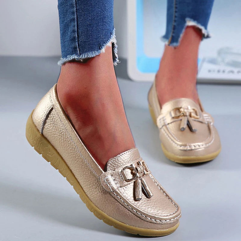 Genuine Leather Women Flats Fashion Casual Women Shoe Moccasins Shoes Woman Slip On Flat Shoes Black Ladies Shoes Plus Size