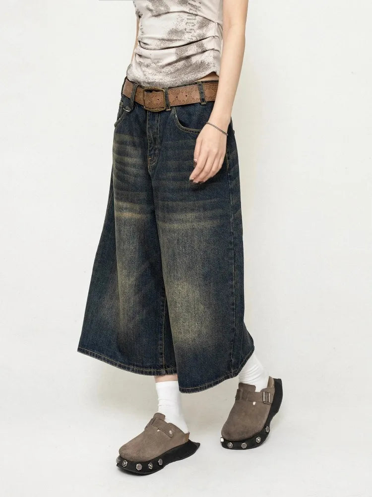 Y2K High-Waisted Black Denim Shorts