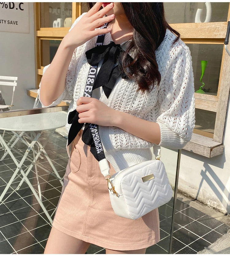 Elegant Wave-Embroidered Crossbody Bag