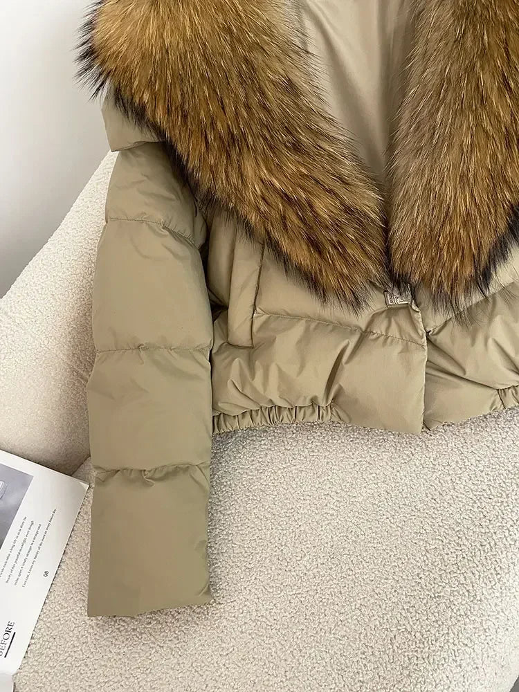 Luxury Women's Short Puffer Jacket with Natural Fox Fur Collar