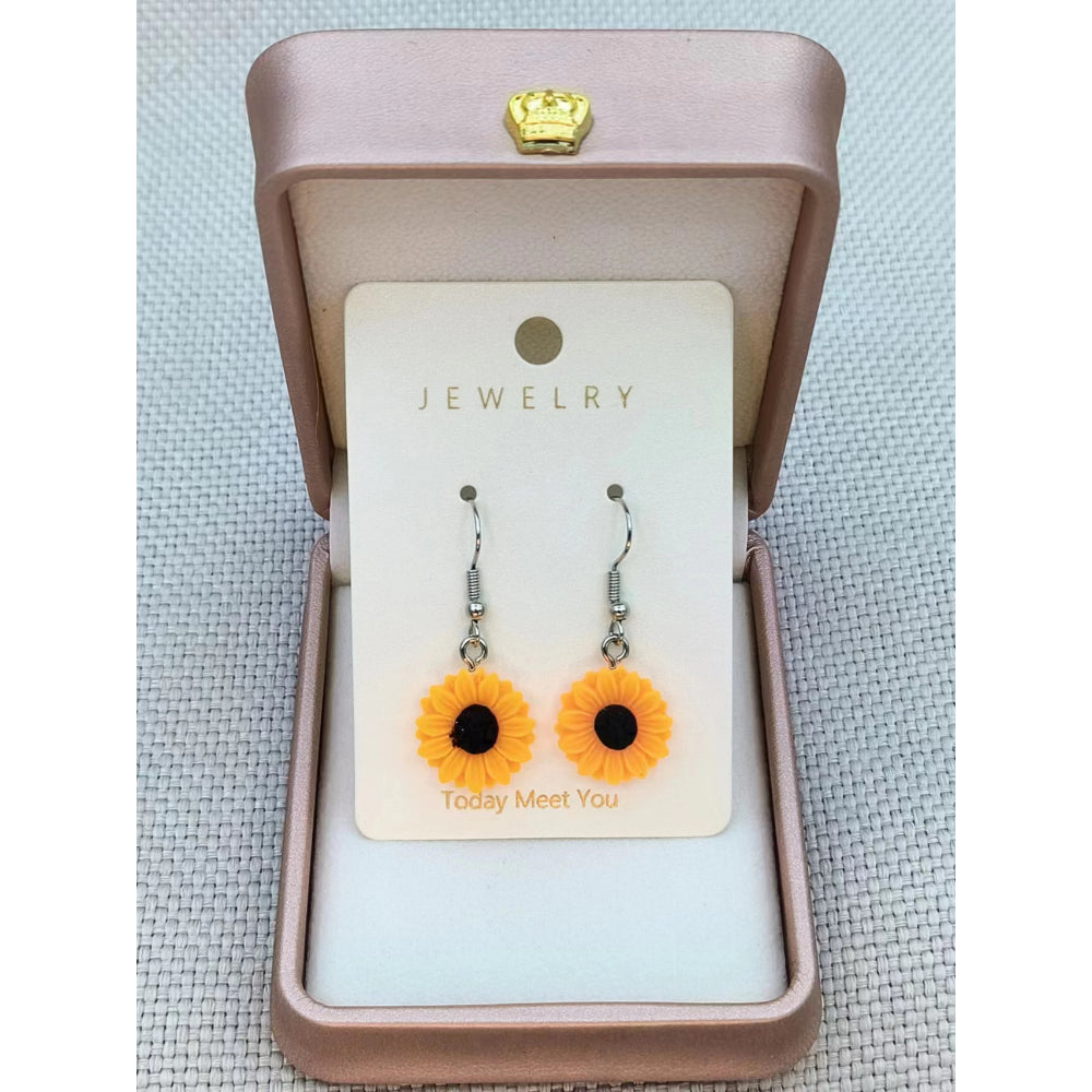 Daisy Flower Stud Earrings