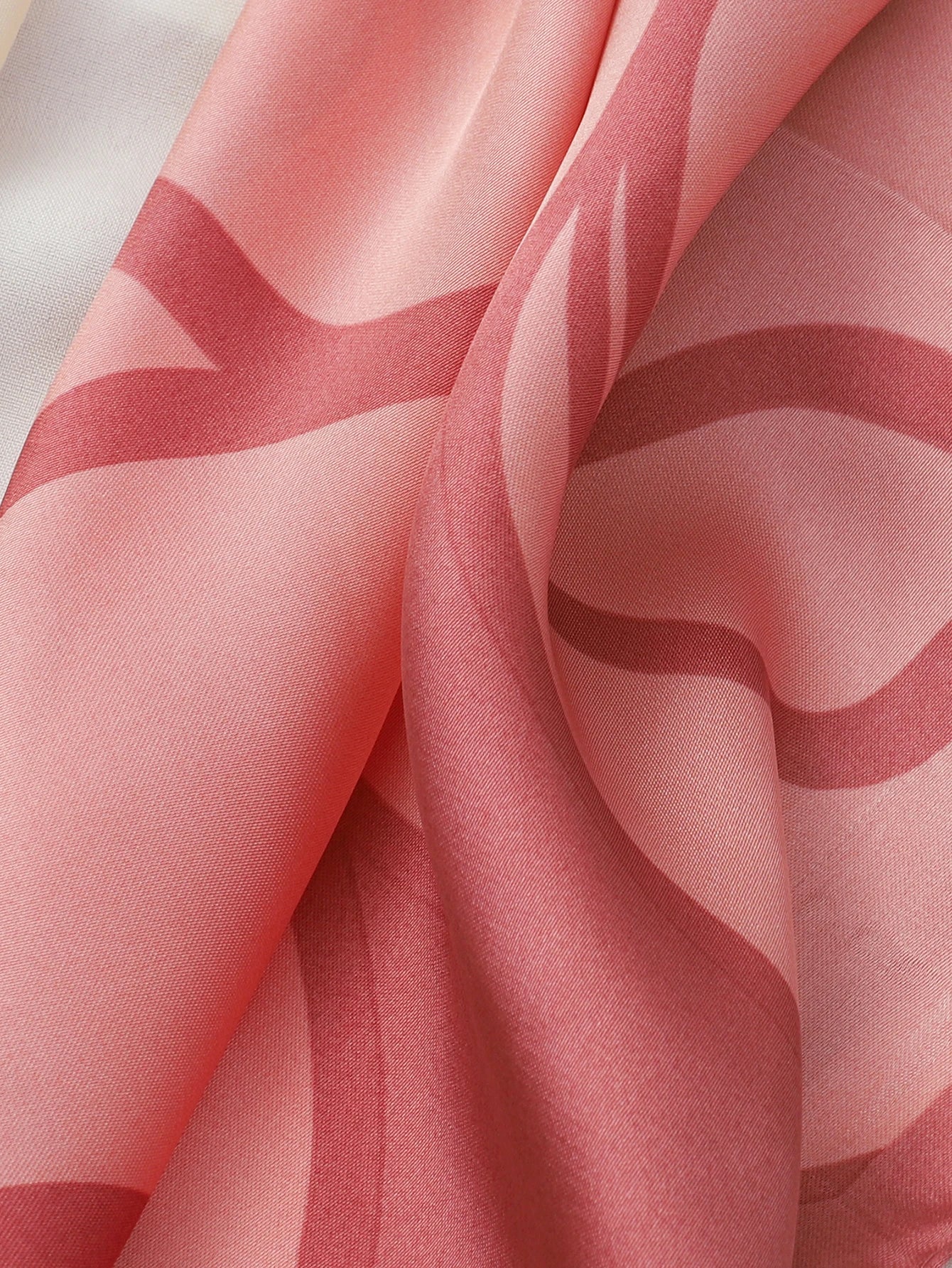RUNMEIFA Luxury Silk Square Scarf