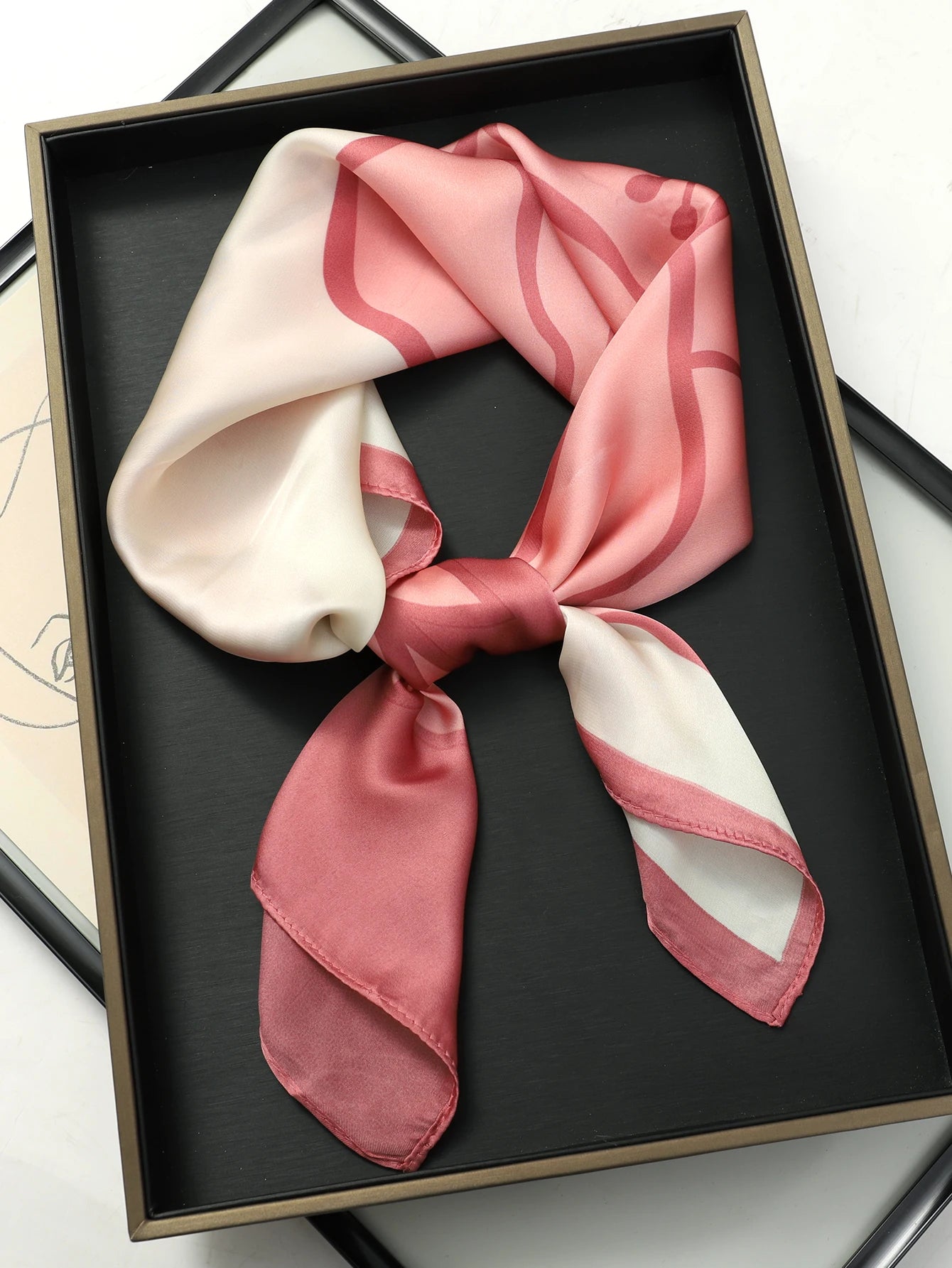 RUNMEIFA Luxury Silk Square Scarf