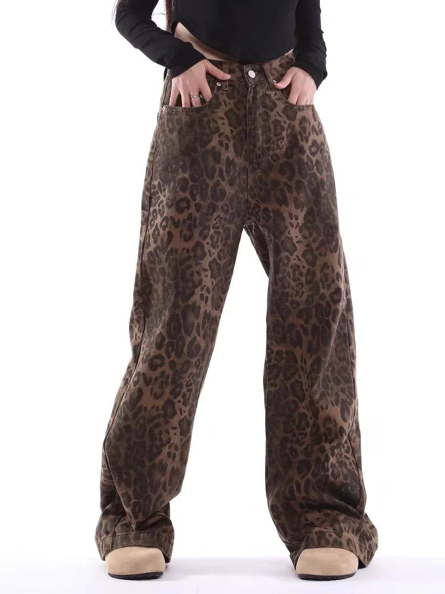 High-Waist Vintage Leopard Print Denim Jeans