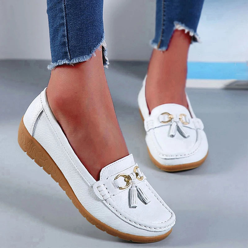 Genuine Leather Women Flats Fashion Casual Women Shoe Moccasins Shoes Woman Slip On Flat Shoes Black Ladies Shoes Plus Size