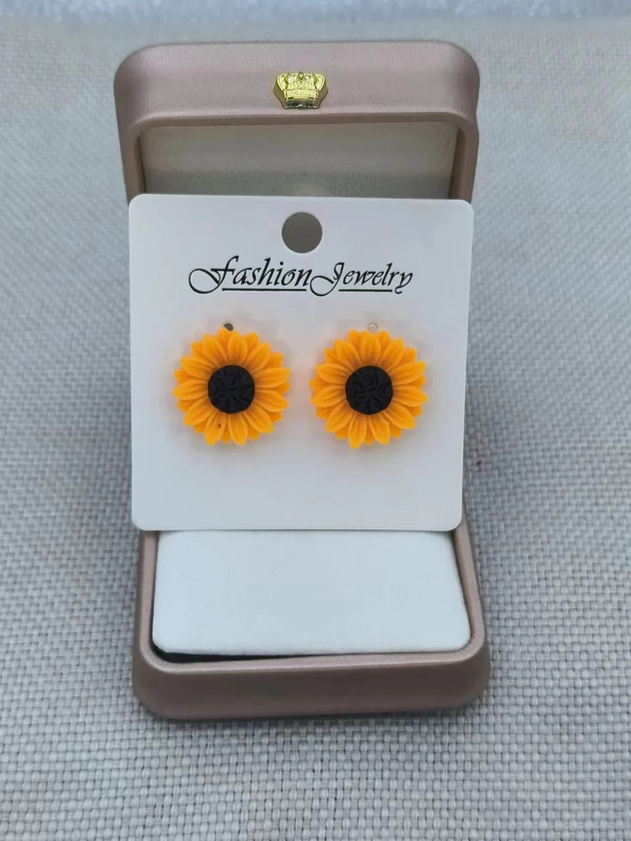 Daisy Flower Stud Earrings