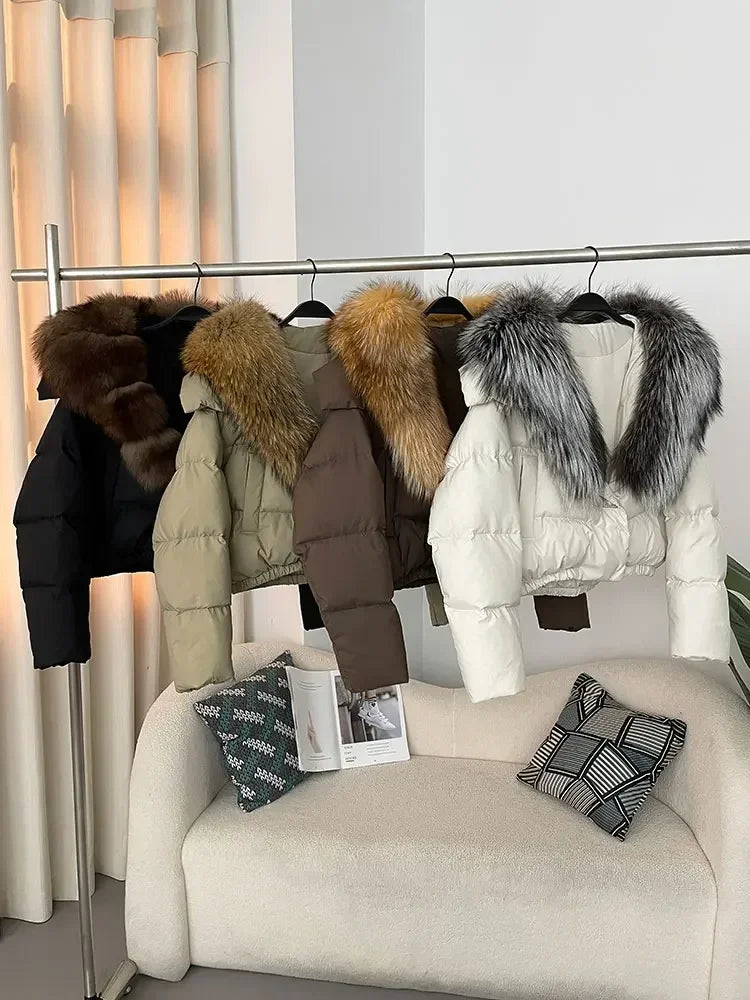 Luxury Women's Short Puffer Jacket with Natural Fox Fur Collar
