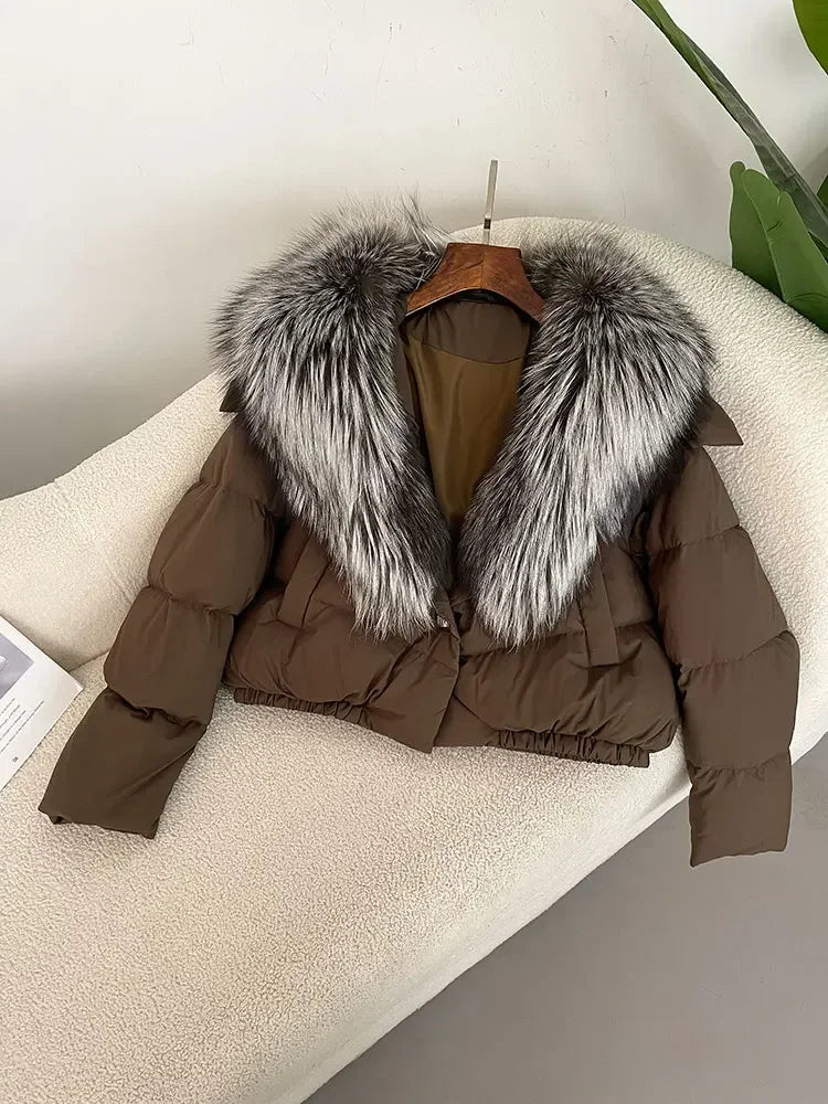 Luxury Women's Short Puffer Jacket with Natural Fox Fur Collar
