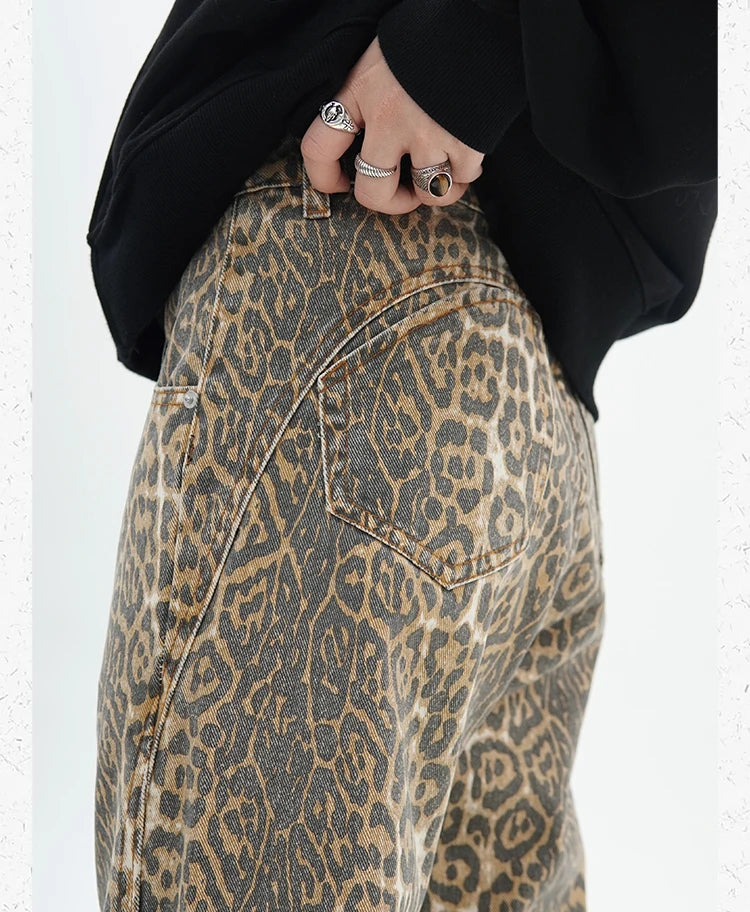 High-Waist Vintage Leopard Print Denim Jeans